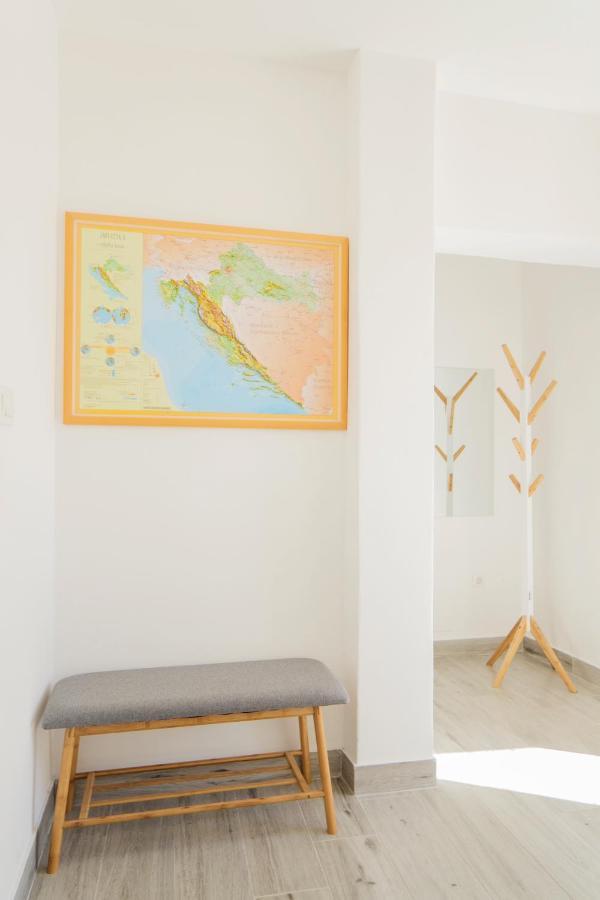 Anabella Peaceful With Pool Villa Klis